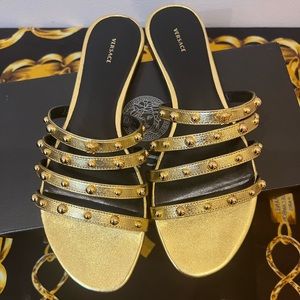 Authentic Versace gold stud sandal with gold Medusa. Brand New size 39